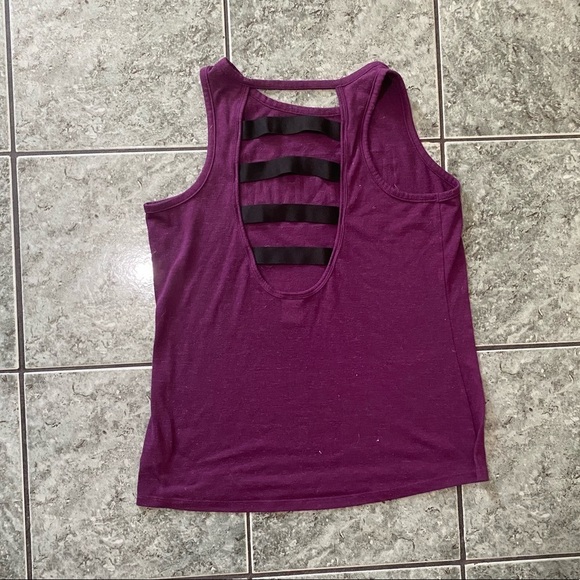Victoria’s Secret Purple top size M - Picture 3 of 5